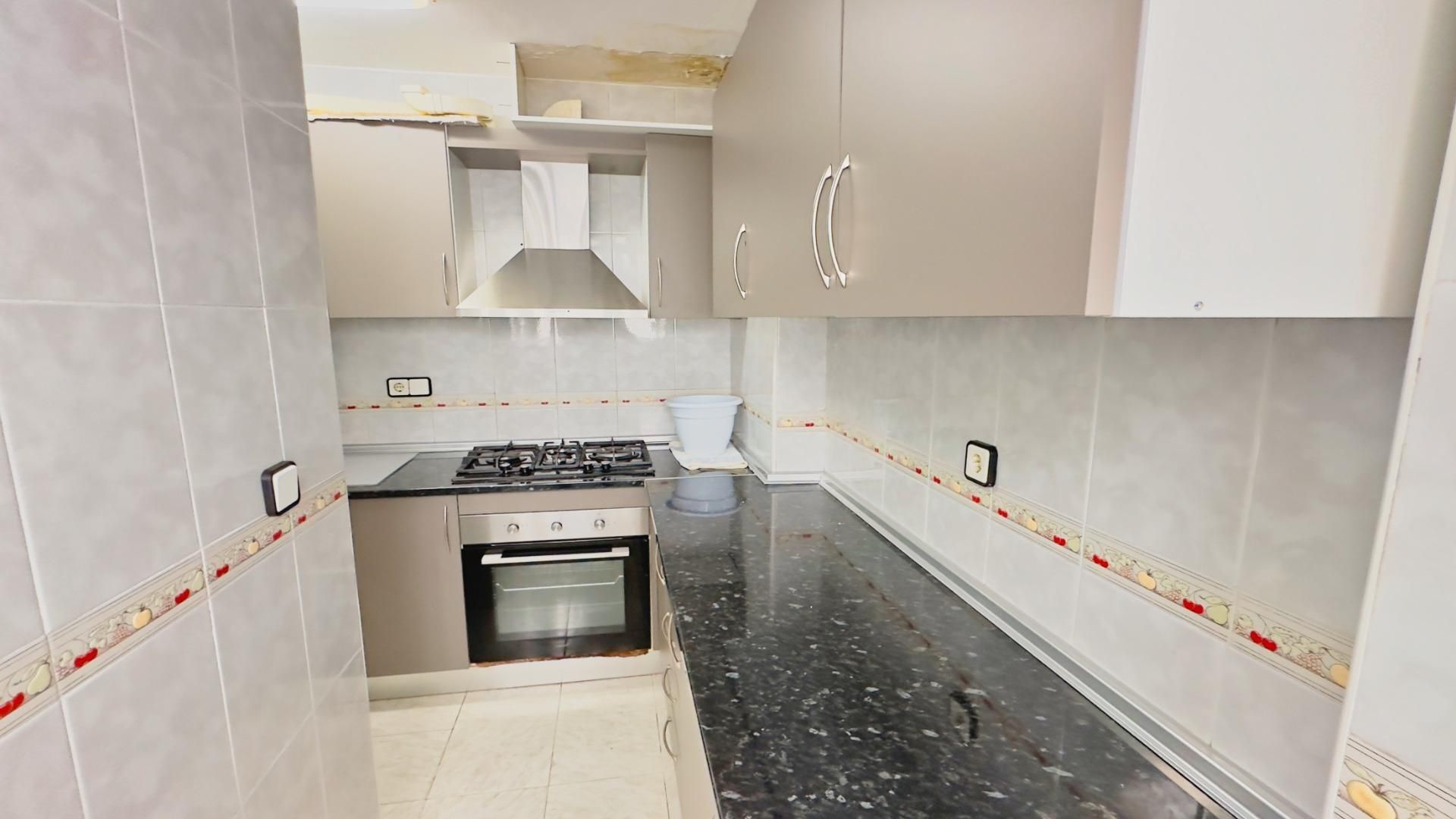 Flat for sale in Calle del Carrasco, Centro Urbano