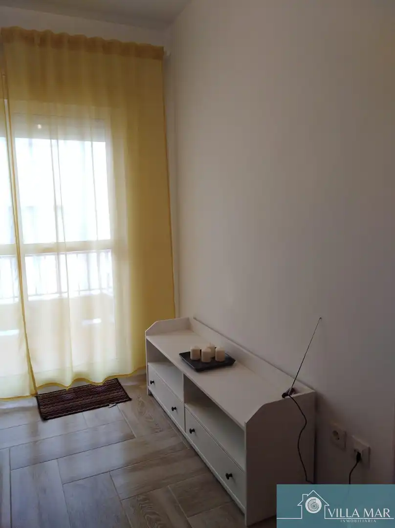 Bedroom of Flat for sale in Rota