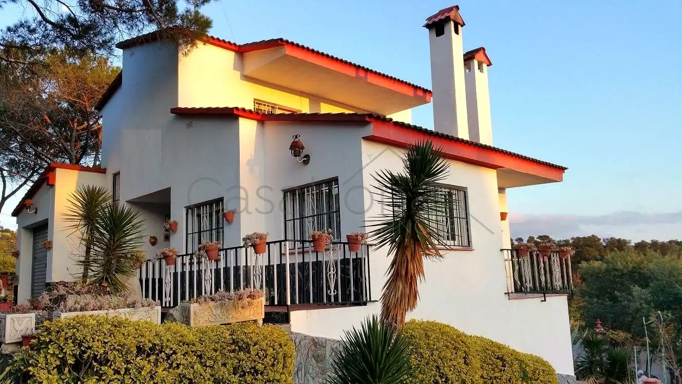 House with pool for sale in Mas Altaba - El Molí