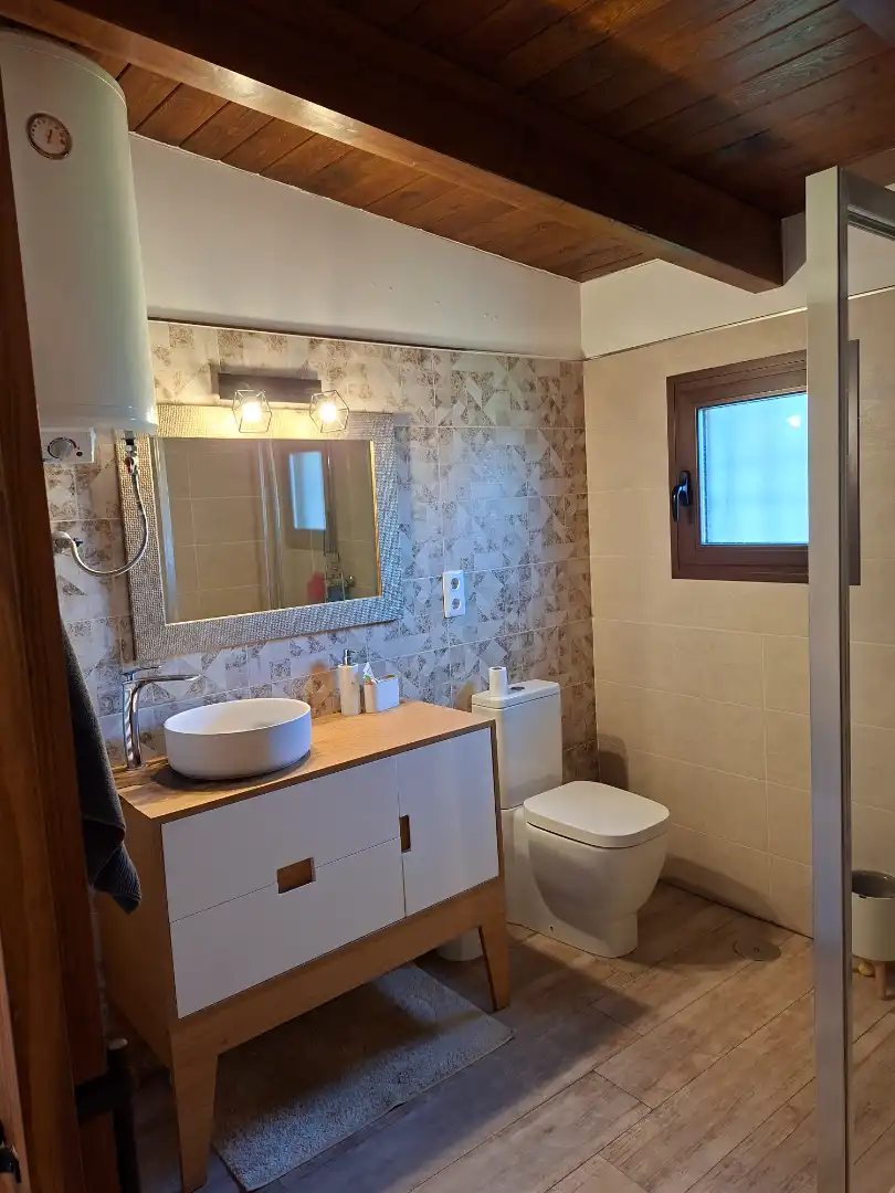 Bathroom of Houses for sale in Mejorada del Campo  with Heating, Private garden and Storage room