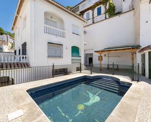 Swimming pool of House or chalet for sale in  Granada Capital  with Air Conditioner, Terrace and Swimming Pool