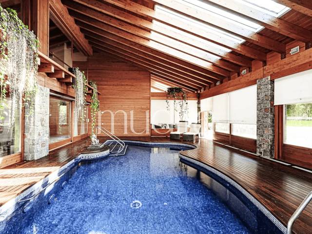 Casa-chalet en Venta en Seva