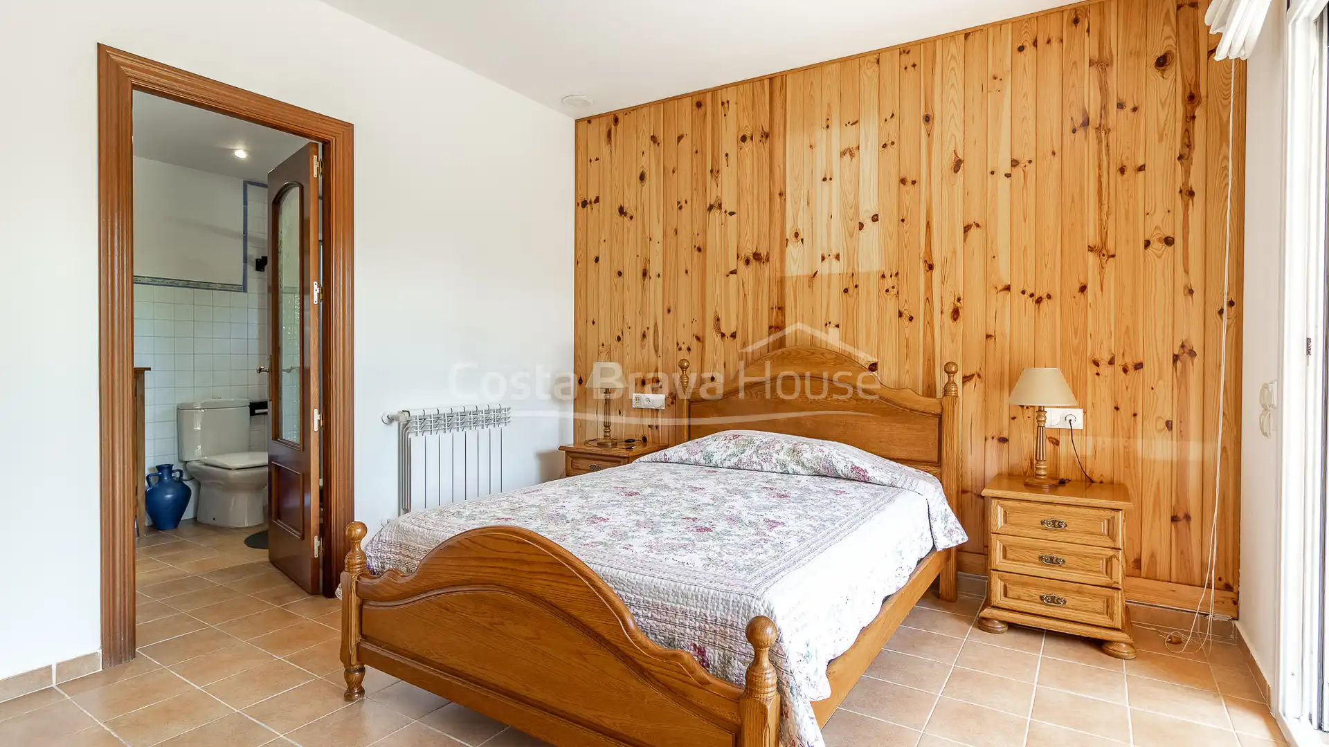 Habitación de Casa o chalet en venta en Calonge i Sant Antoni con Calefacción, Jardín privado y Parquet