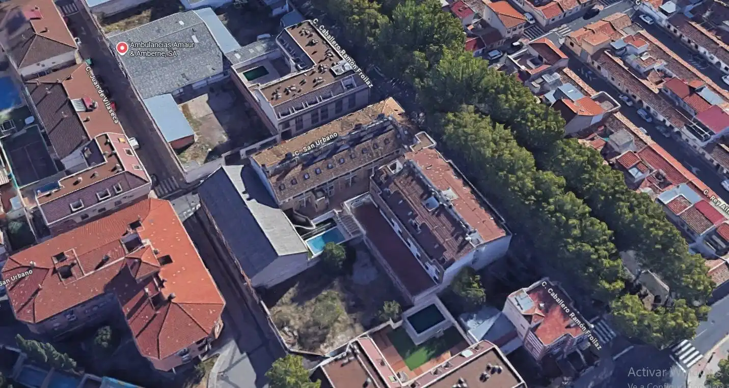 Vista exterior de Pis en venda en Ciudad Real amb Piscina comunitària