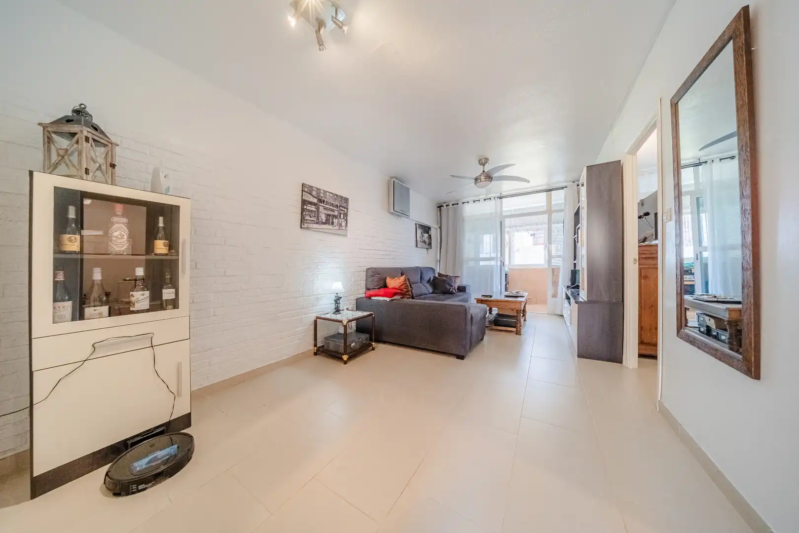 Living room of Flat for sale in Roquetas de Mar  with Air Conditioner, Terrace and Community pool