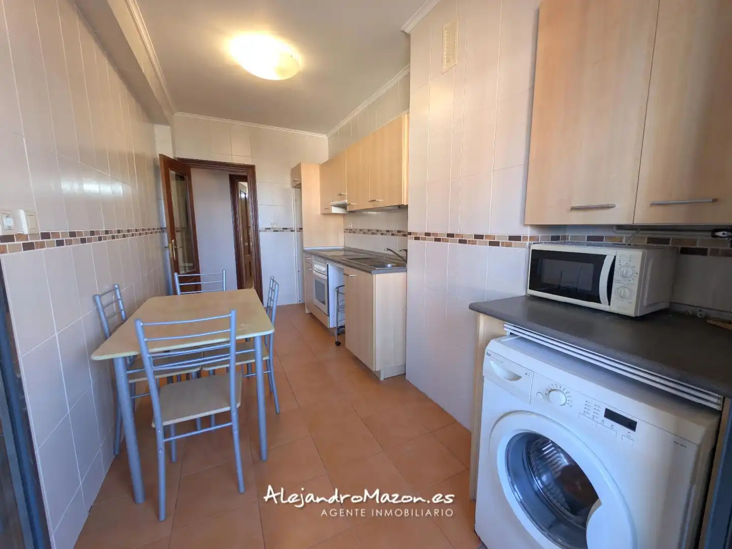 Cocina de Piso en venta en Castro-Urdiales con Calefacción, Parquet y Terraza