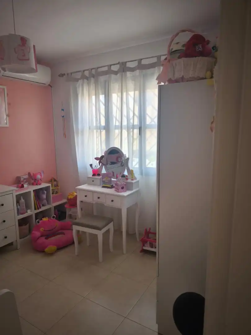 Habitación de Casa adosada en venta en Melilla con Aire acondicionado, Jardín privado y Terraza
