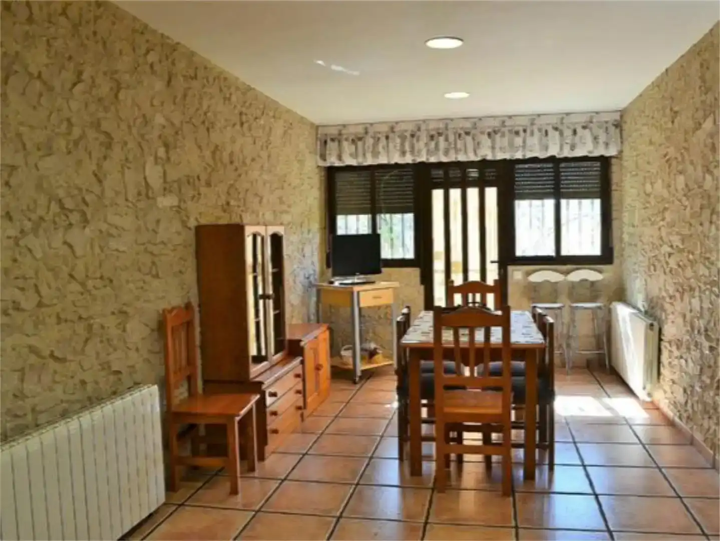 Comedor de Casa o chalet en venta en Cabra de Mora con Jardín privado, Trastero y Amueblado
