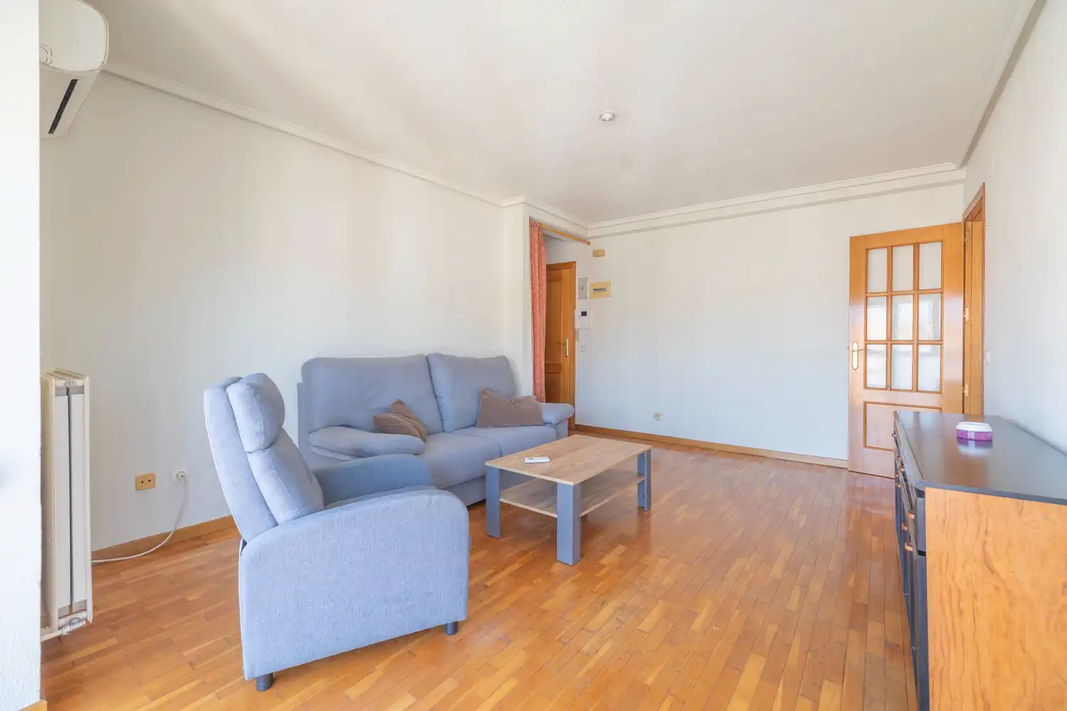 Wohnung zur Miete in Calle de las Naves, Acacias