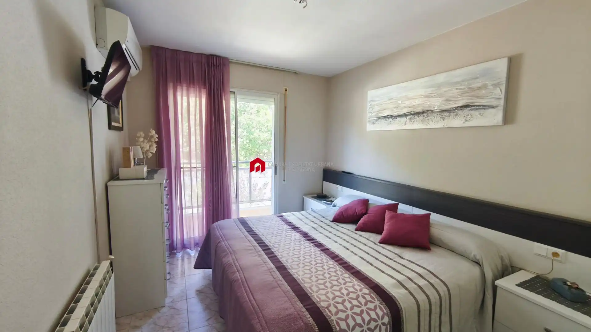 Schlafzimmer von Einfamilien-Reihenhaus zum Verkauf in Roquetes mit Klimaanlage, Heizung und Privatgarten