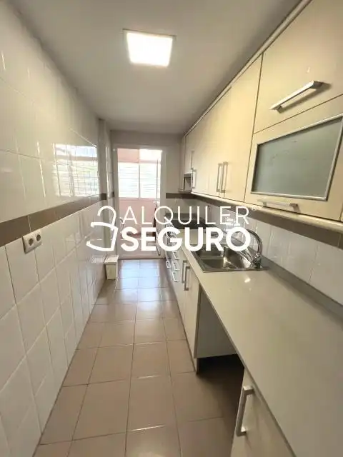 Piso de alquiler en Calcio, Butarque
