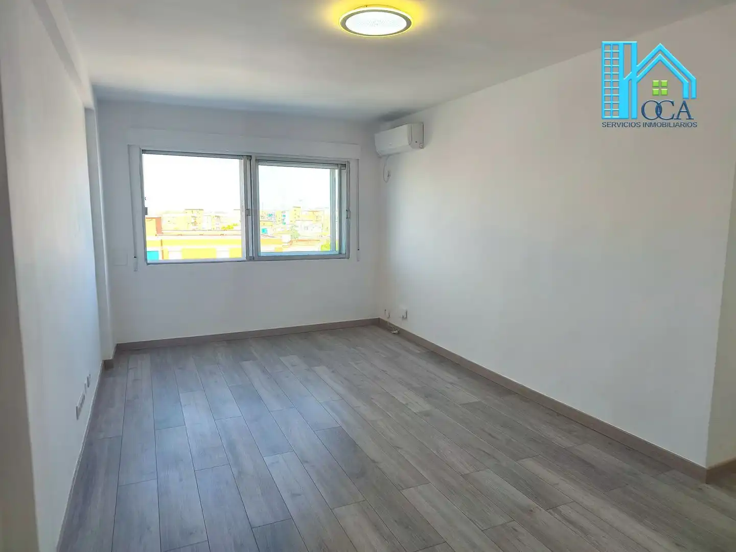 Habitación de Piso en venta en Móstoles con Aire acondicionado, Jardín privado y Piscina comunitaria