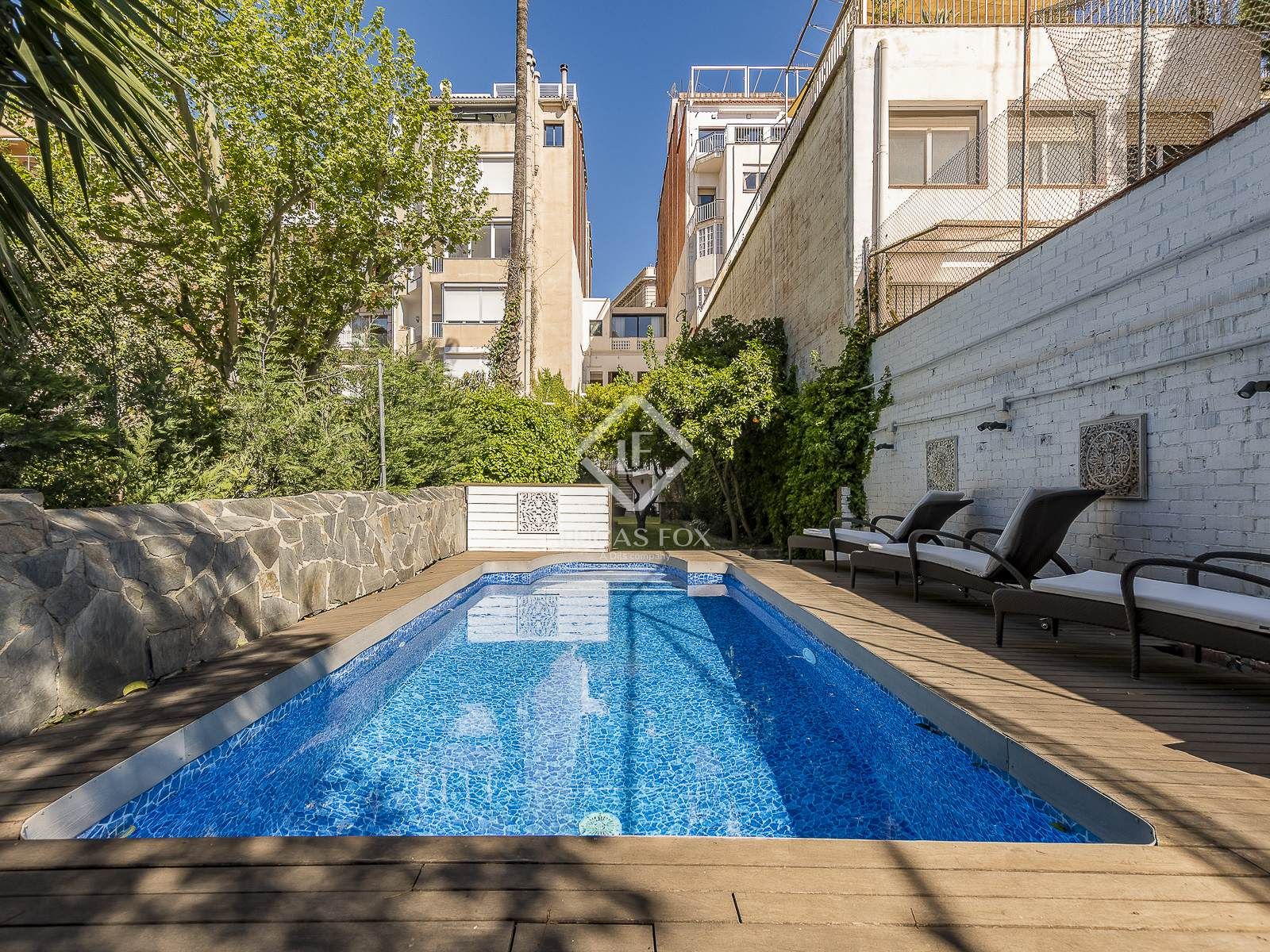 Piscina de Casa o xalet en venda en  Barcelona Capital amb Jardí privat, Terrassa i Piscina