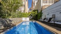 Piscina de Casa o xalet en venda en  Barcelona Capital amb Jardí privat, Terrassa i Piscina