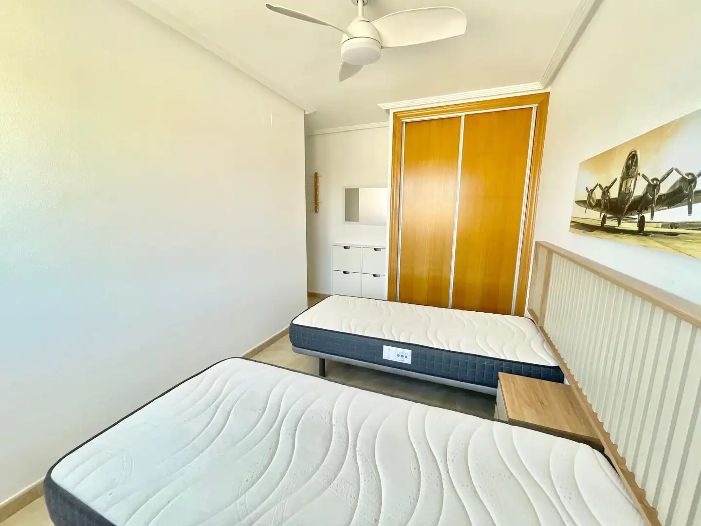 Dormitori de Apartament de lloguer en Los Alcázares amb Aire condicionat, Traster i Moblat