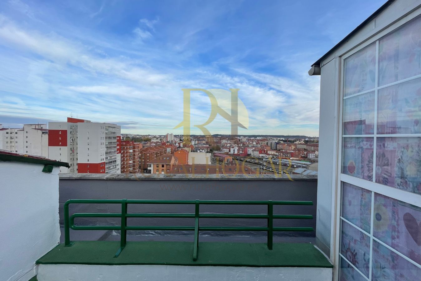 Exterior view of Attic for sale in San Andrés del Rabanedo  with Heating, Terrace and Storage room