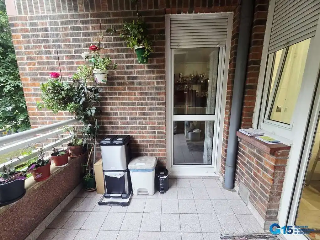 Terraza de Piso en venta en Errenteria con Calefacción, Terraza y Amueblado