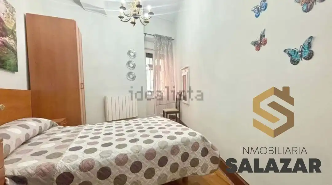 Flat with terrace to rent in Barrenkale, imagen 6