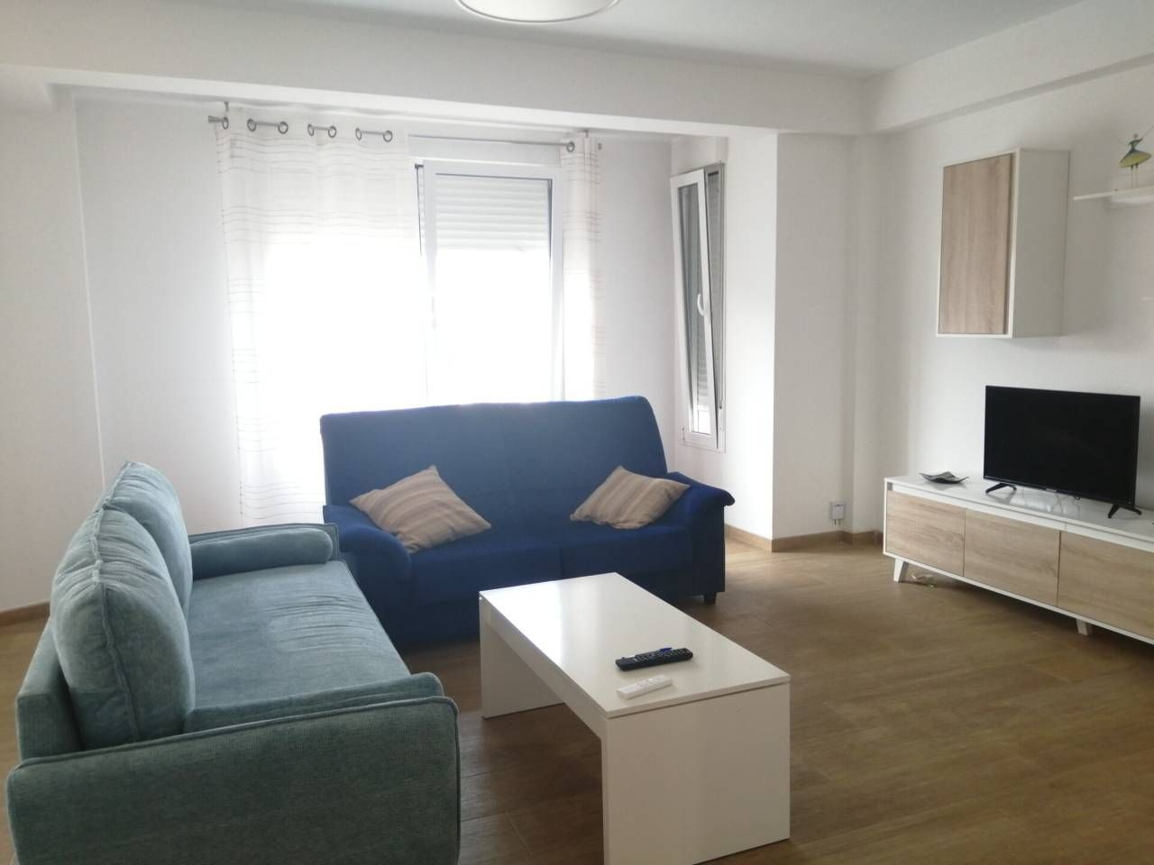 Sala d'estar de Pis de lloguer en Castellón de la Plana / Castelló de la Plana amb Moblat