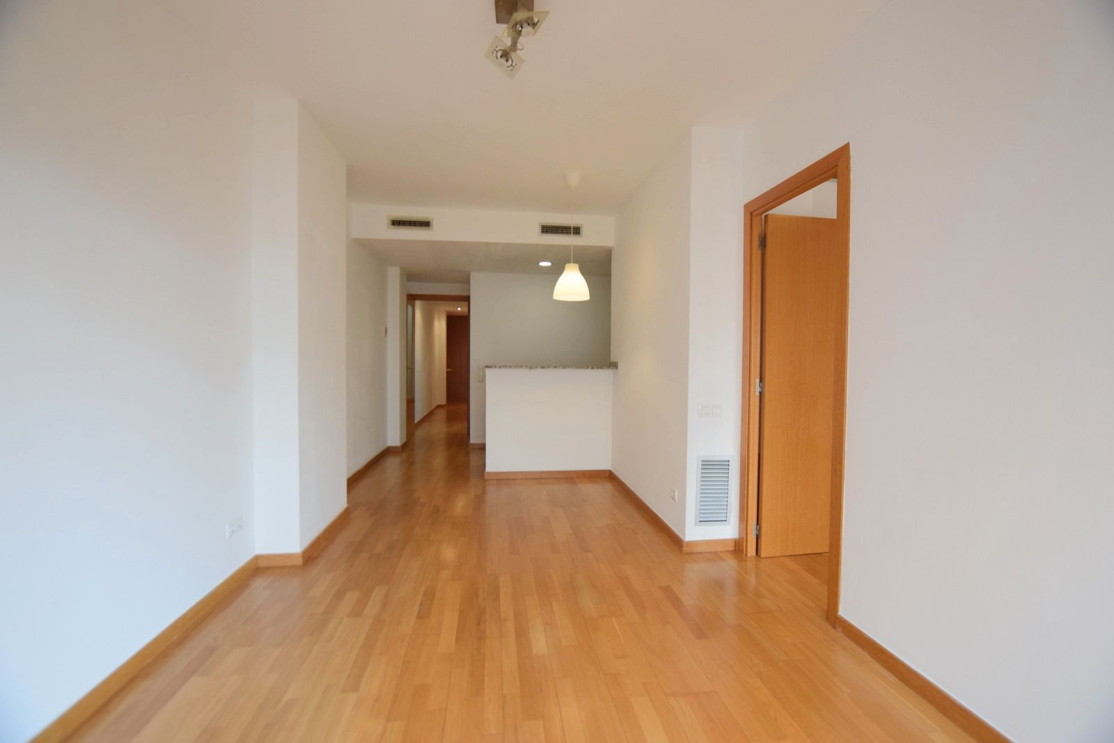 Flat to rent in Mataró  with Air Conditioner, Parquet flooring and Oven