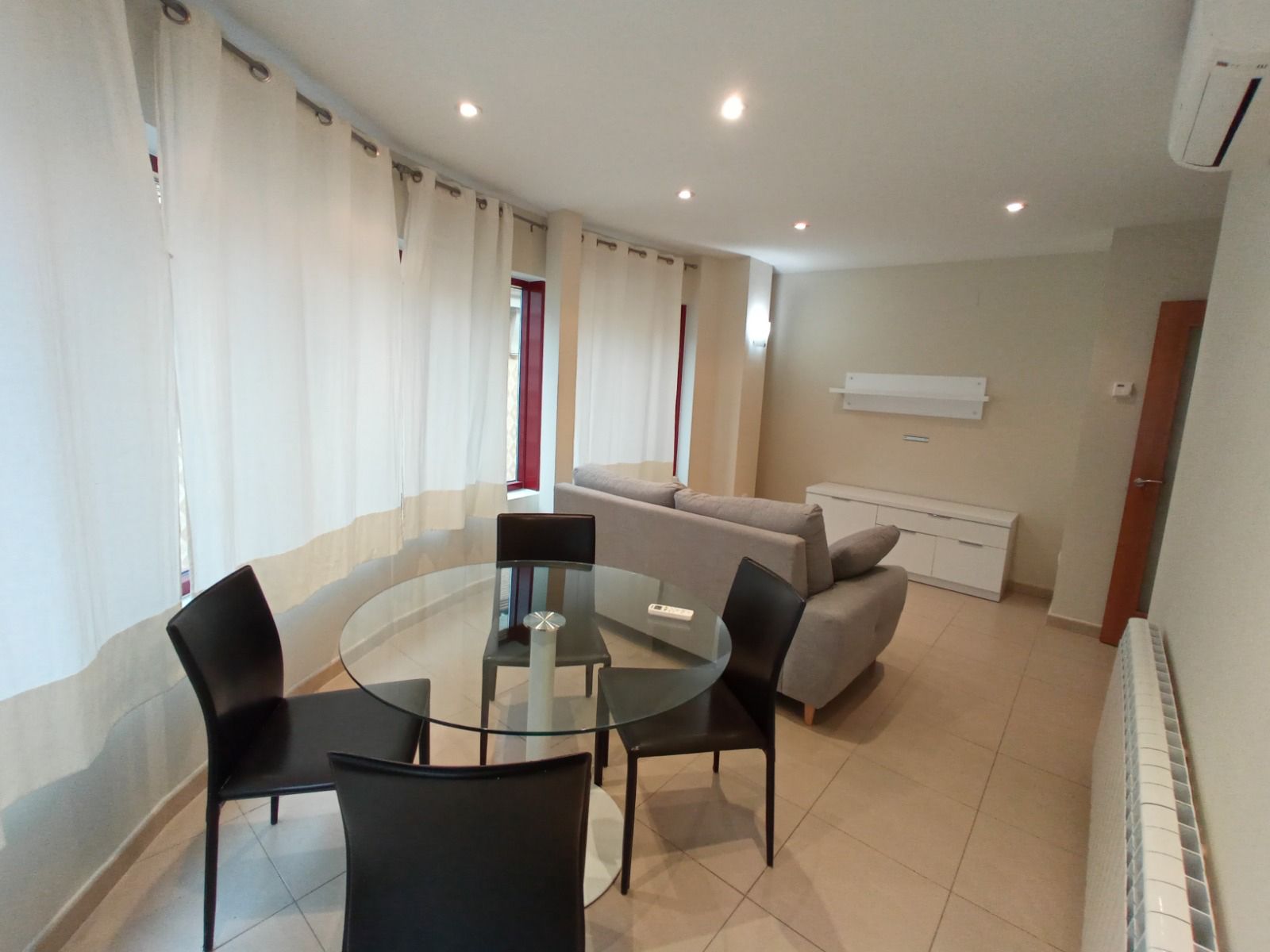 Living room of Flat to rent in  Lleida Capital  with Air Conditioner, Heating and Furnished