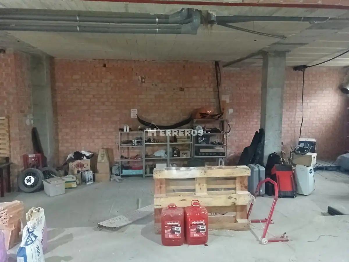 Local commercial à vendre à Lardero, imagen 2
