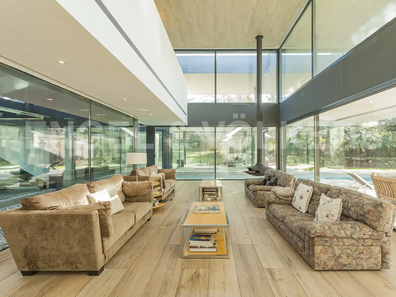 Sala d'estar de Casa o xalet de lloguer en Sant Cugat del Vallès amb Aire condicionat, Calefacció i Jardí privat