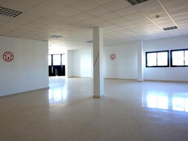 Büro mit Aufzug zum Verkauf in Calle James Watt