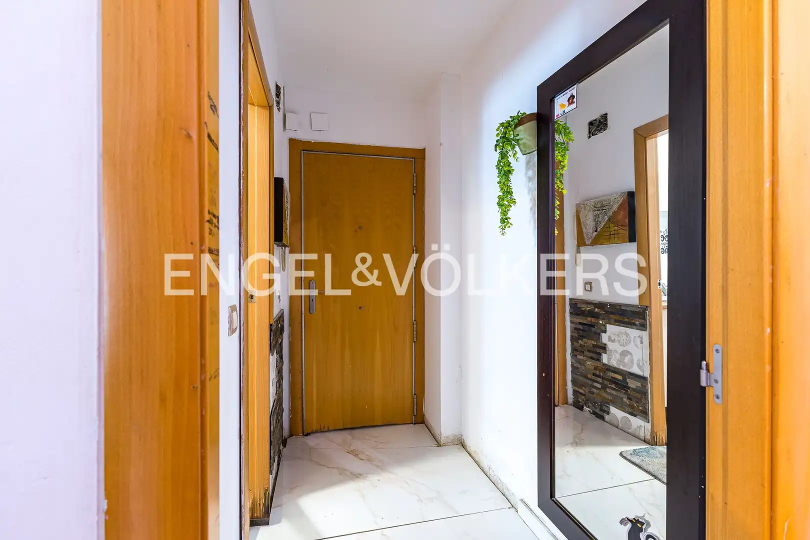 Piso en venta en El Prat de Llobregat con Calefacción, Parquet y Terraza
