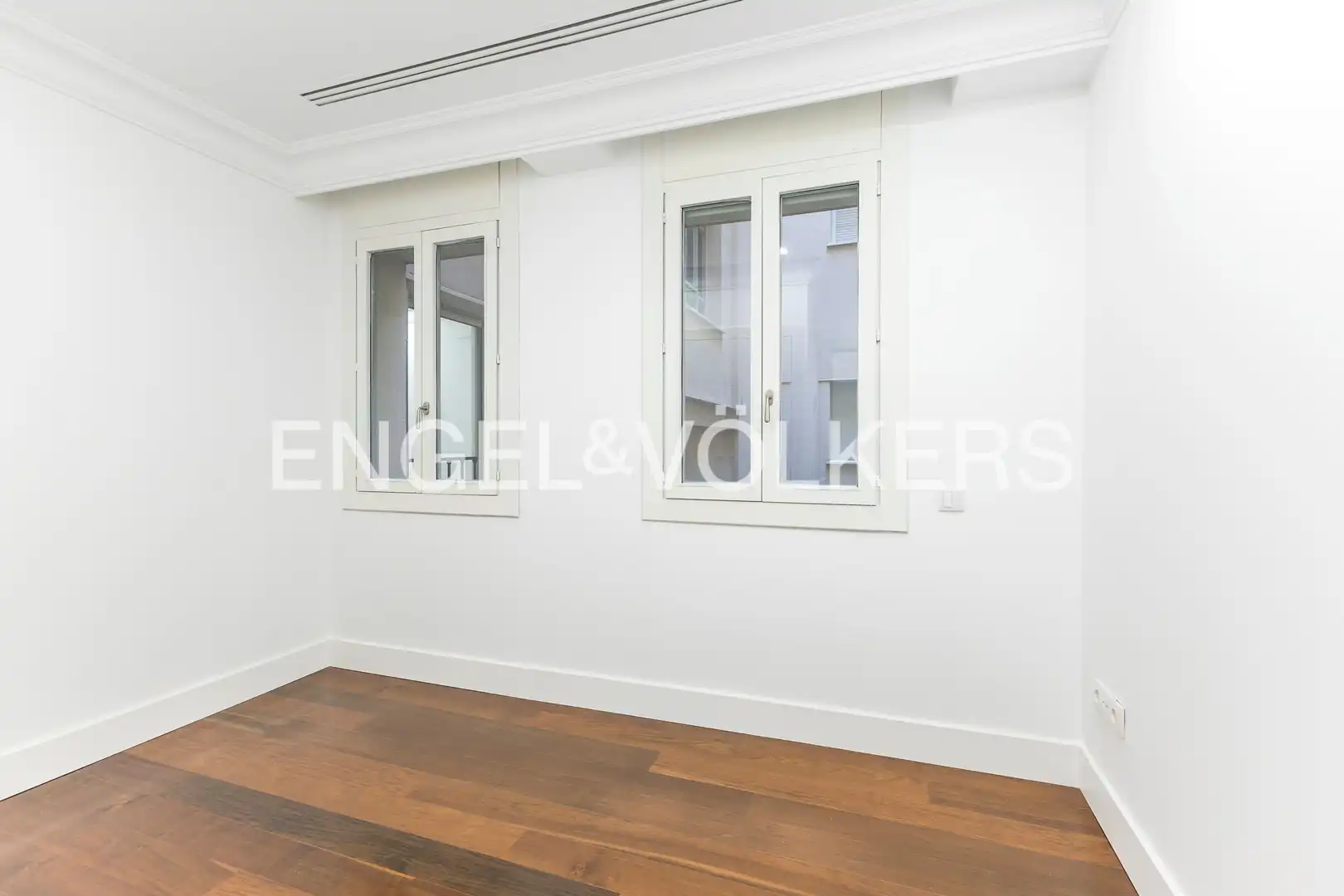 Wohnung zur Miete in Madrid mit Klimaanlage, Heizung und Balkon