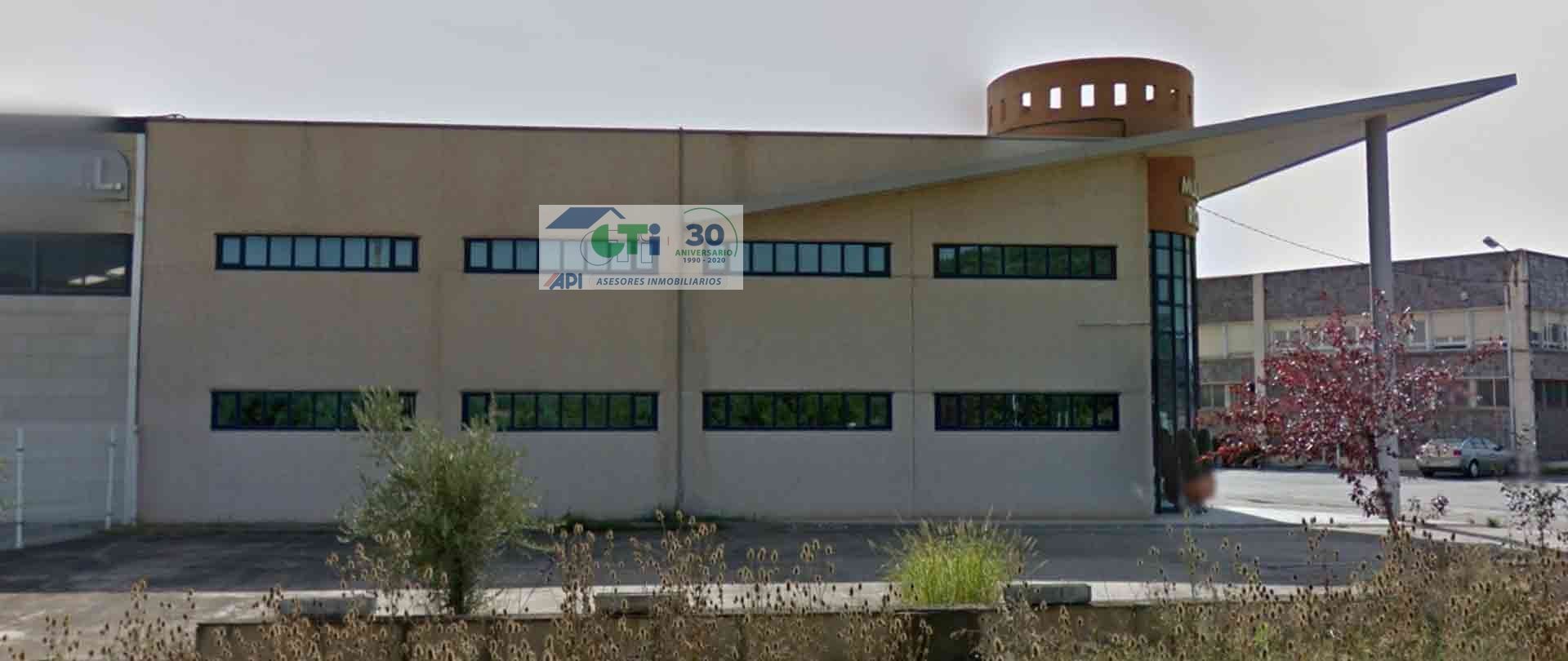 Vista exterior de Nau industrial en venda en Nájera