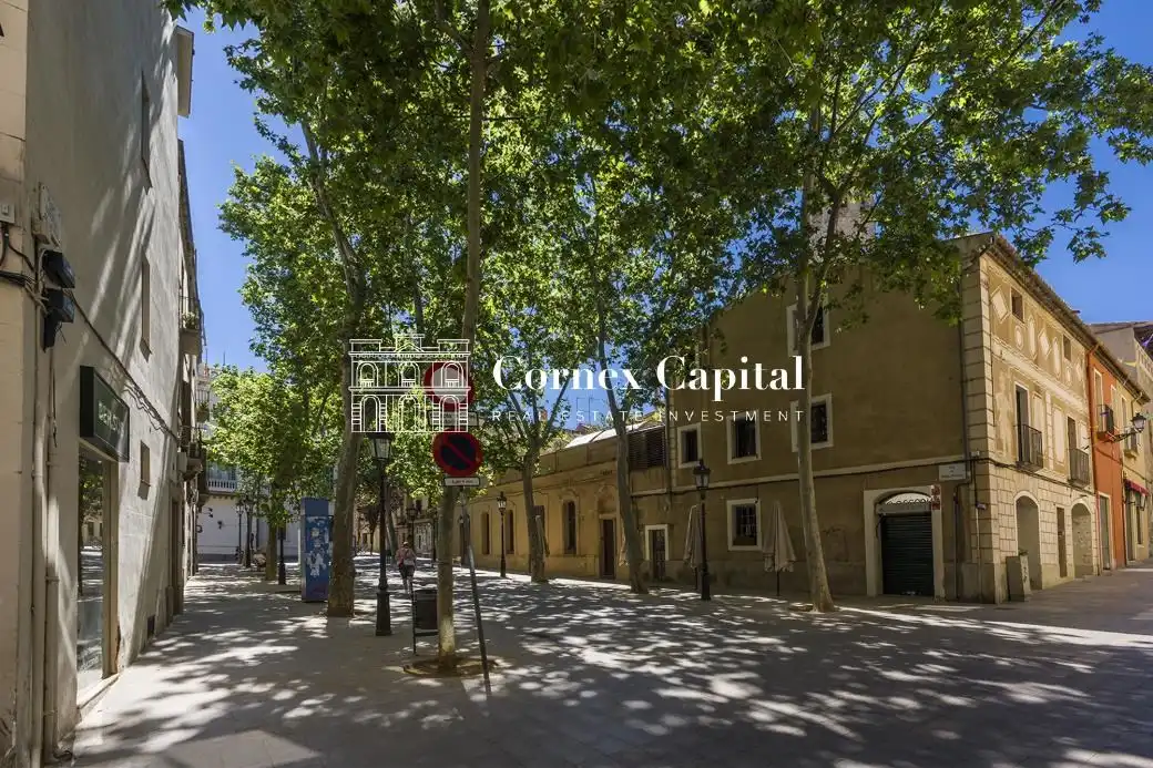 Außenansicht von Erdgeschoss zum Verkauf in Barcelona mit Klimaanlage und Terrasse