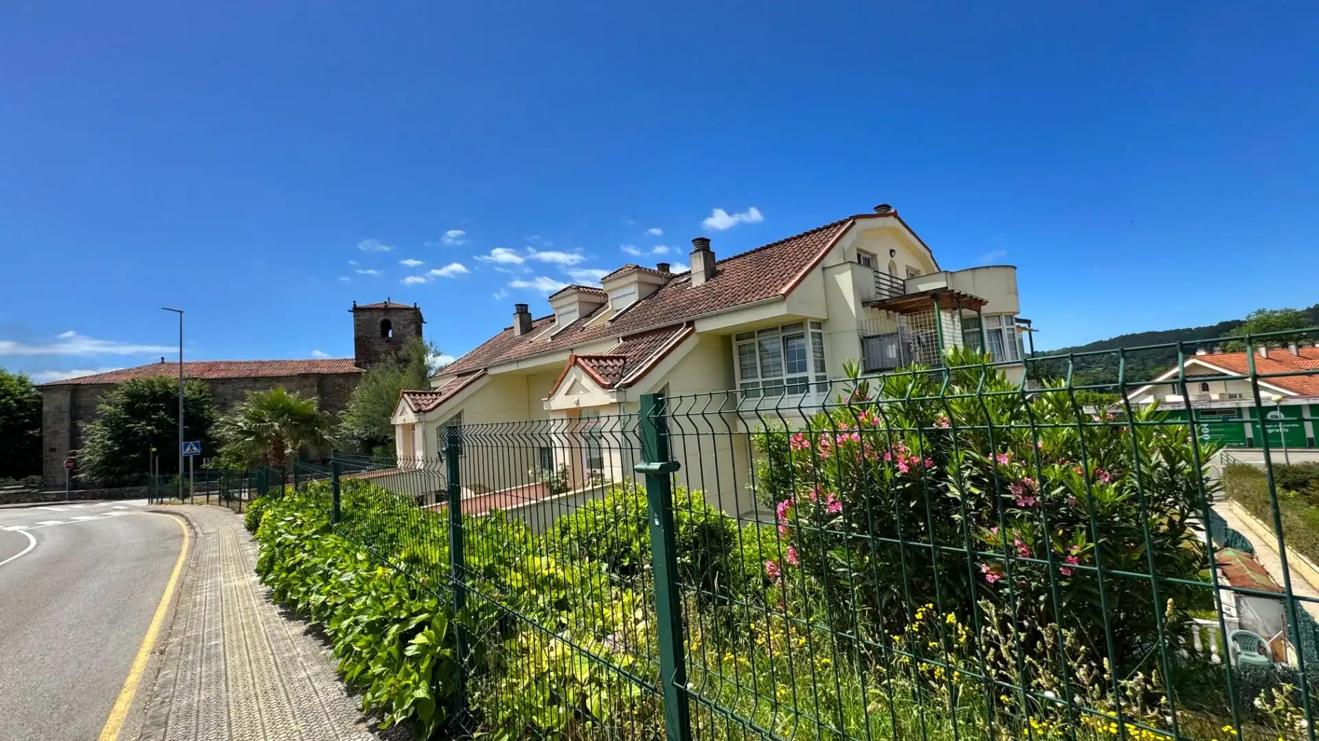 Exterior view of Flat for sale in Piélagos  with Heating, Terrace and Furnished