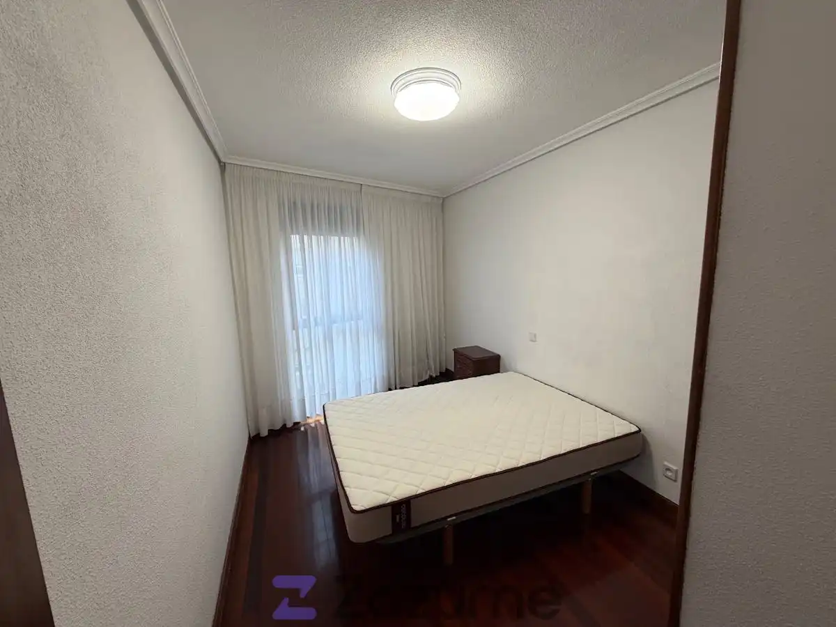 Flat for rent in C. Magallanes, Numancia - San Fernando