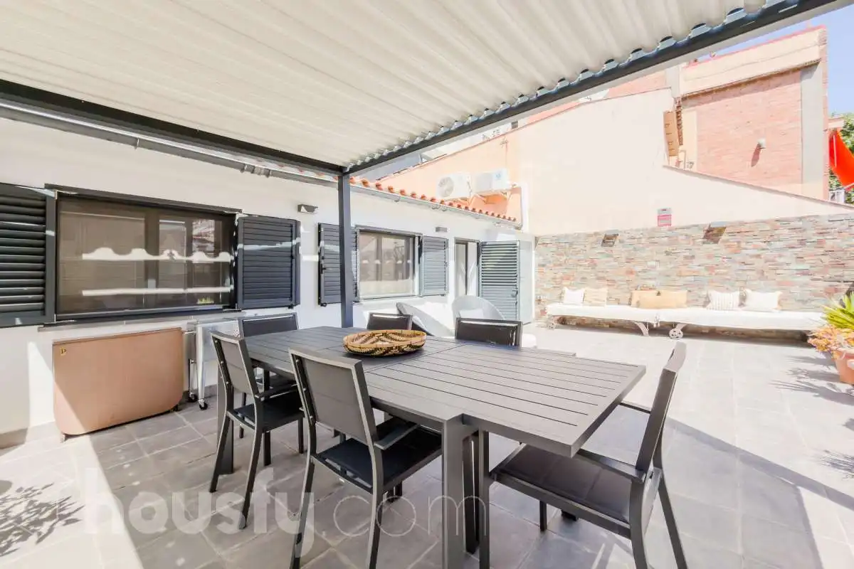 Casa o chalet en venta en Carrer d'Hartzenbusch, La Bordeta