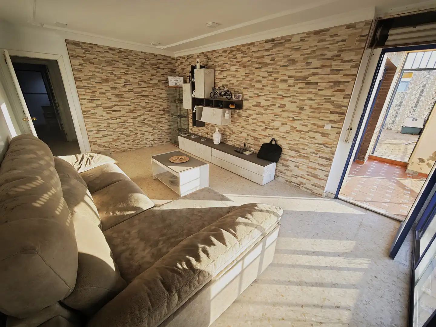 Sala de estar de Ático en venta en Lebrija con Terraza, Amueblado y Balcón