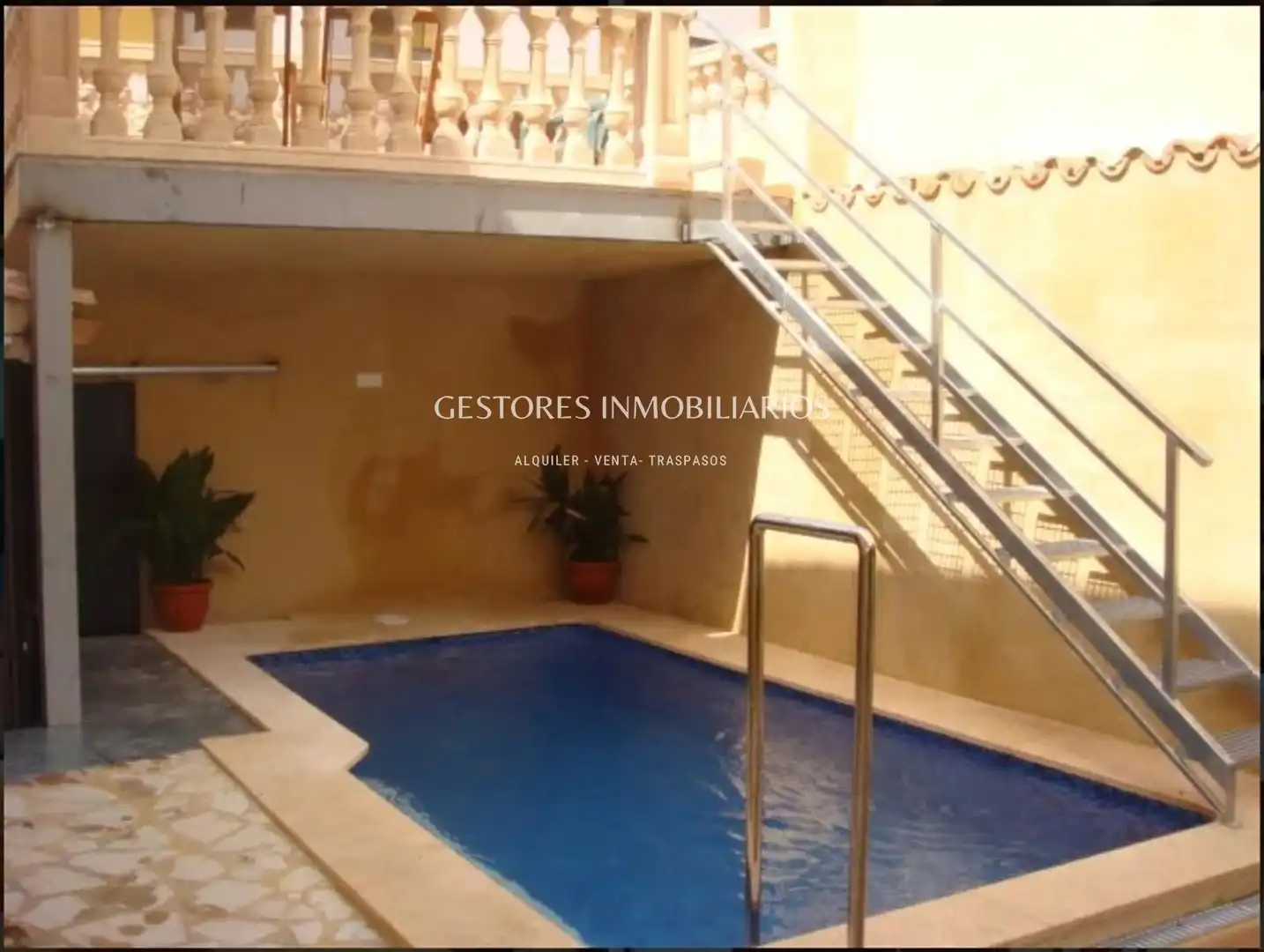 House with pool for sale in El Palomar