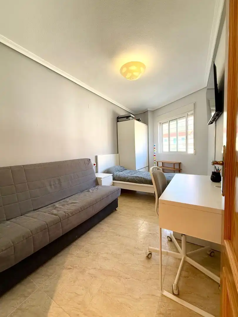 Schlafzimmer von Wohnung zum Verkauf in Orihuela mit Terrasse, Abstellraum und Balkon