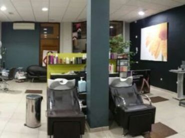 Locale commerciale in affitto a DOCTOR SEVERO OCHOA 8