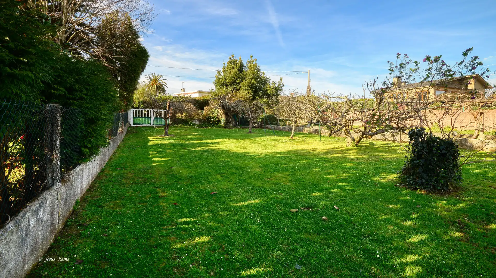 Casa o xalet en venda en Oleiros amb Jardí privat, Traster i Moblat