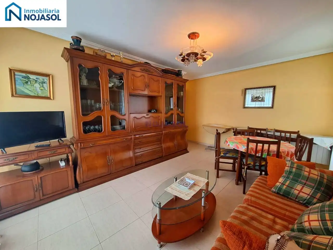 Sala de estar de Apartamento de alquiler en Noja con Calefacción, Jardín privado y Terraza