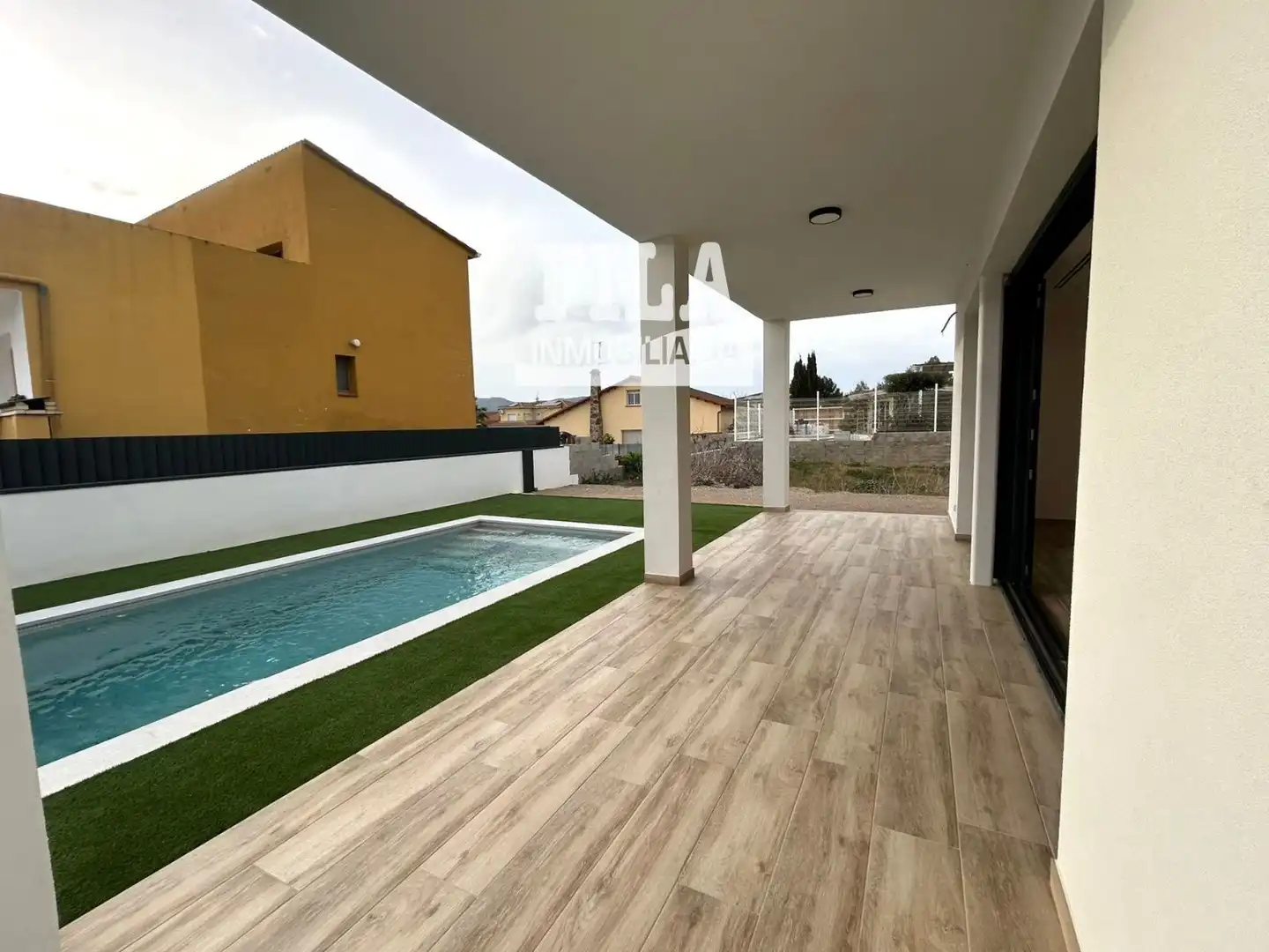 Swimming pool of Houses for rent in El Vendrell  with Air Conditioner, Heating and Terrace