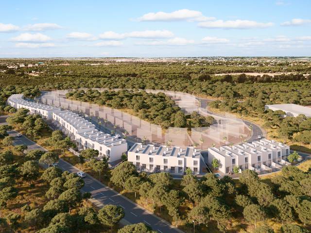 Casa-adosada en Venta en Calle Monte Perdido en Dehesa - Monacilla