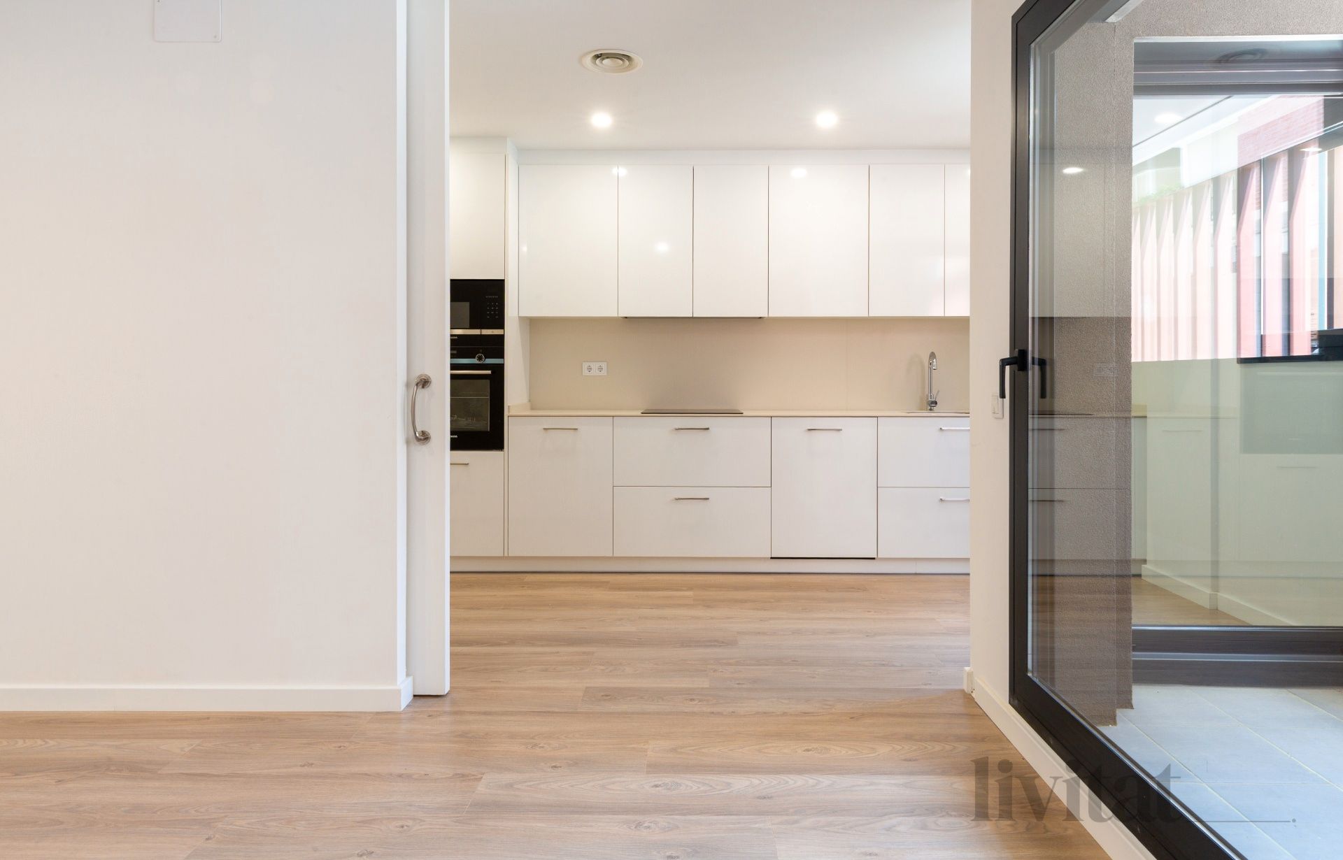 Cuina de Pis en venda en Terrassa amb Aire condicionat, Calefacció i Balcó