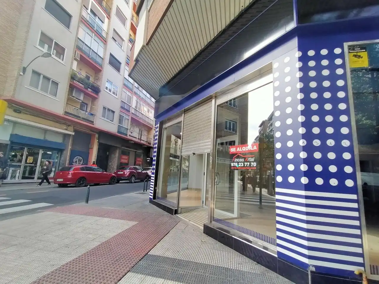 Local comercial de lloguer a Calle Tomás Bretón, imagen 7