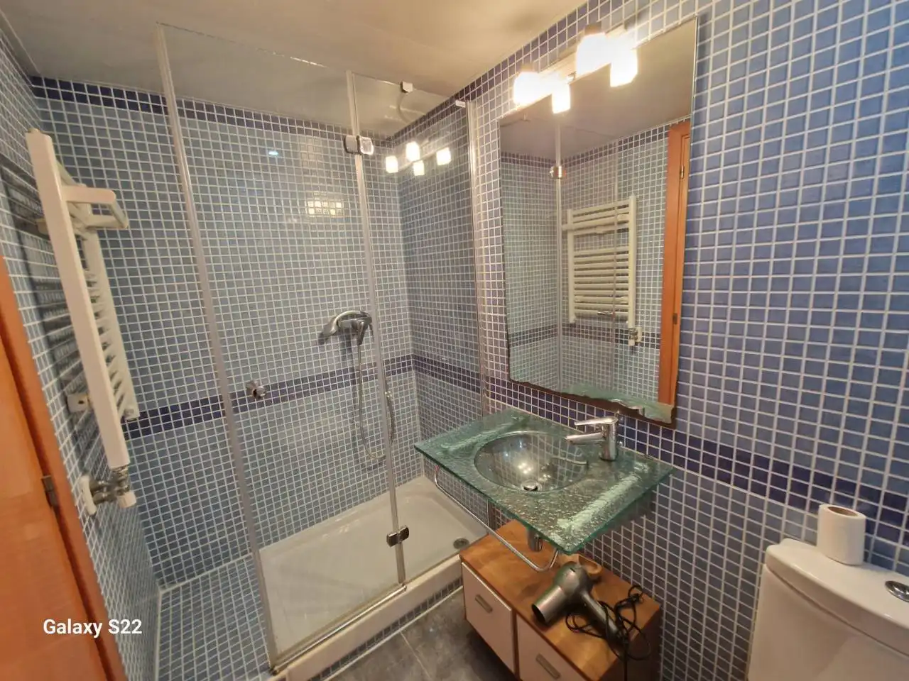 Baño de Piso de alquiler en Cubelles con Aire acondicionado, Calefacción y Terraza