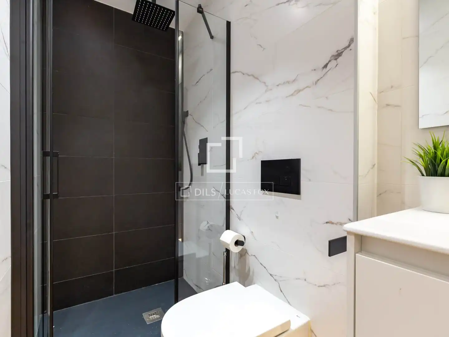Baño de Casa o chalet de alquiler en Esplugues de Llobregat con Aire acondicionado, Calefacción y Parquet