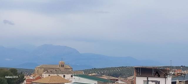 Casa-chalet en Venta en  calzada de la virgen en Torreperogil