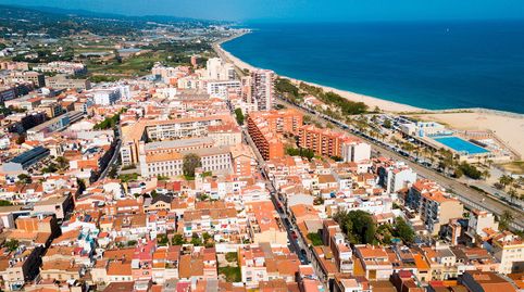 Foto 2 von Fabrikhallen zur Miete in Pla d'en Boet, Mataró