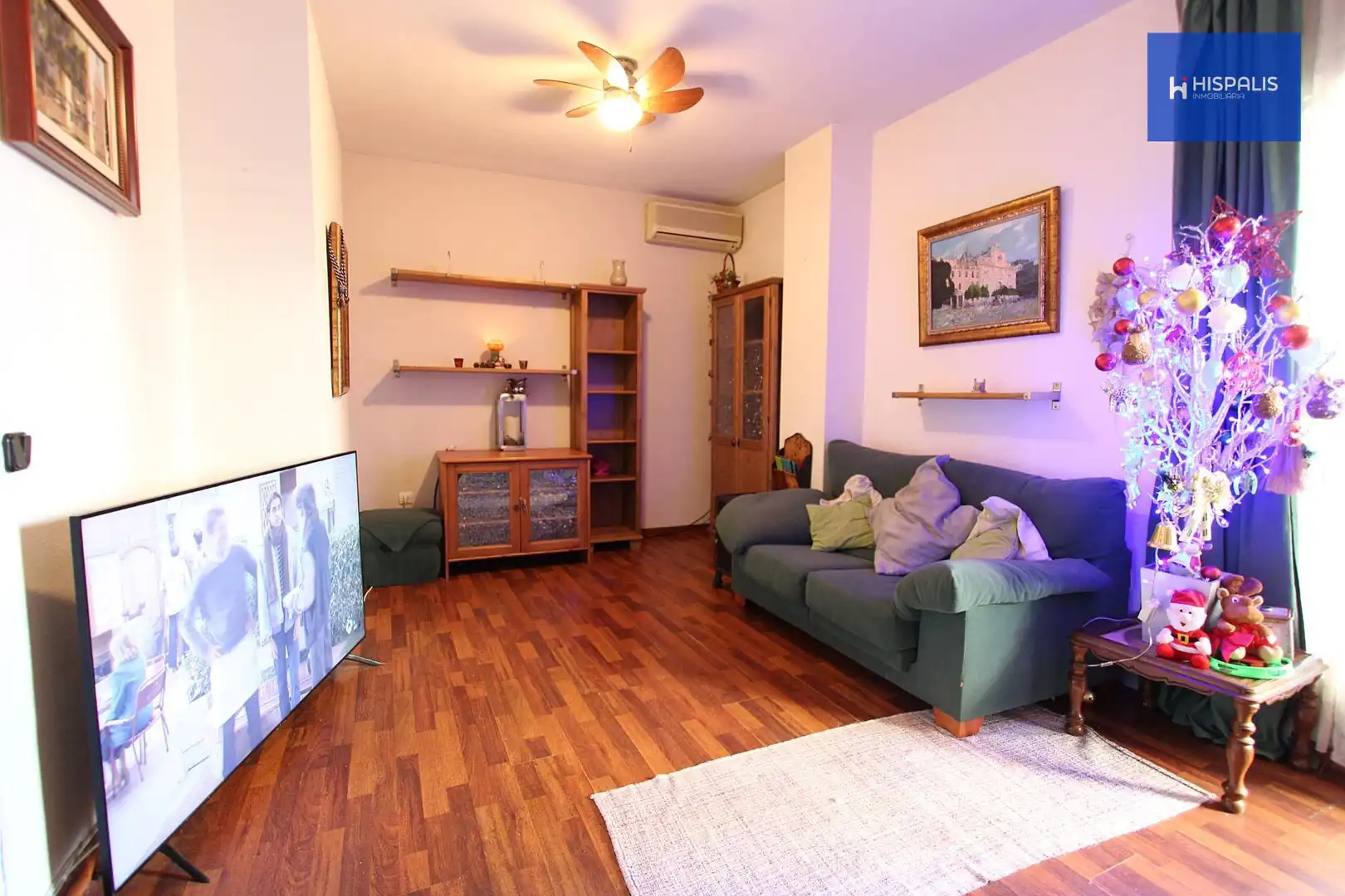 Living room of Flat for sale in Sevilla  with Air Conditioner, Heating and Terrace